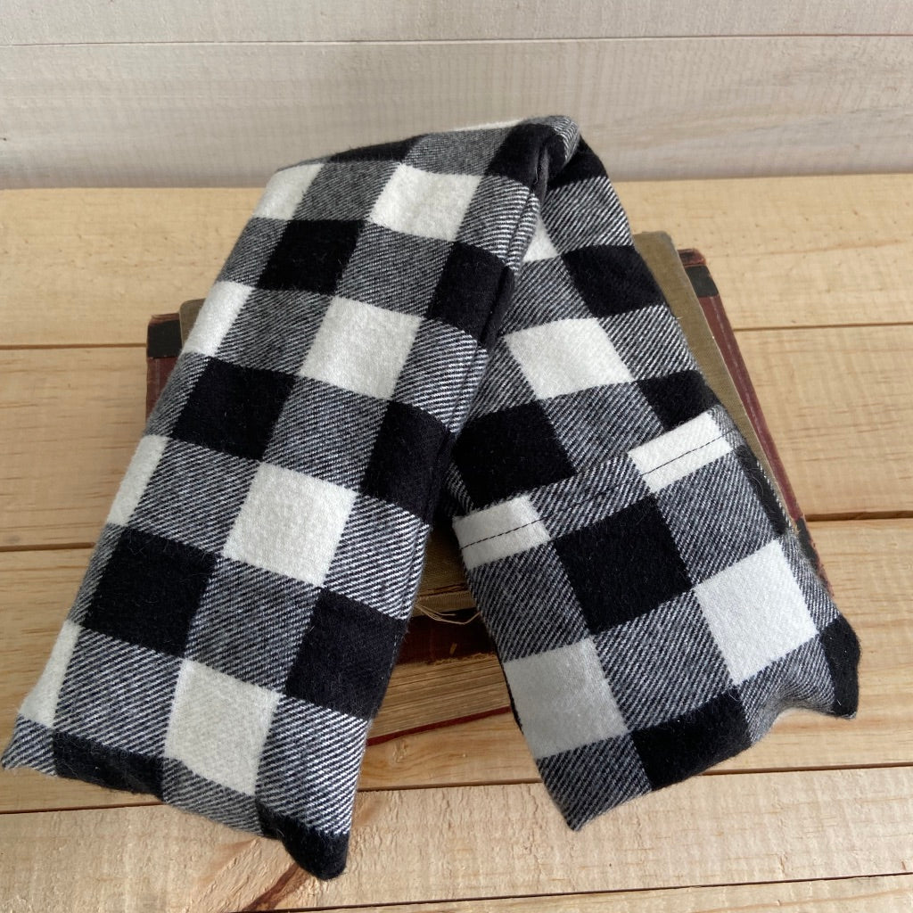 Black & White Buffalo Plaid Rice Pack