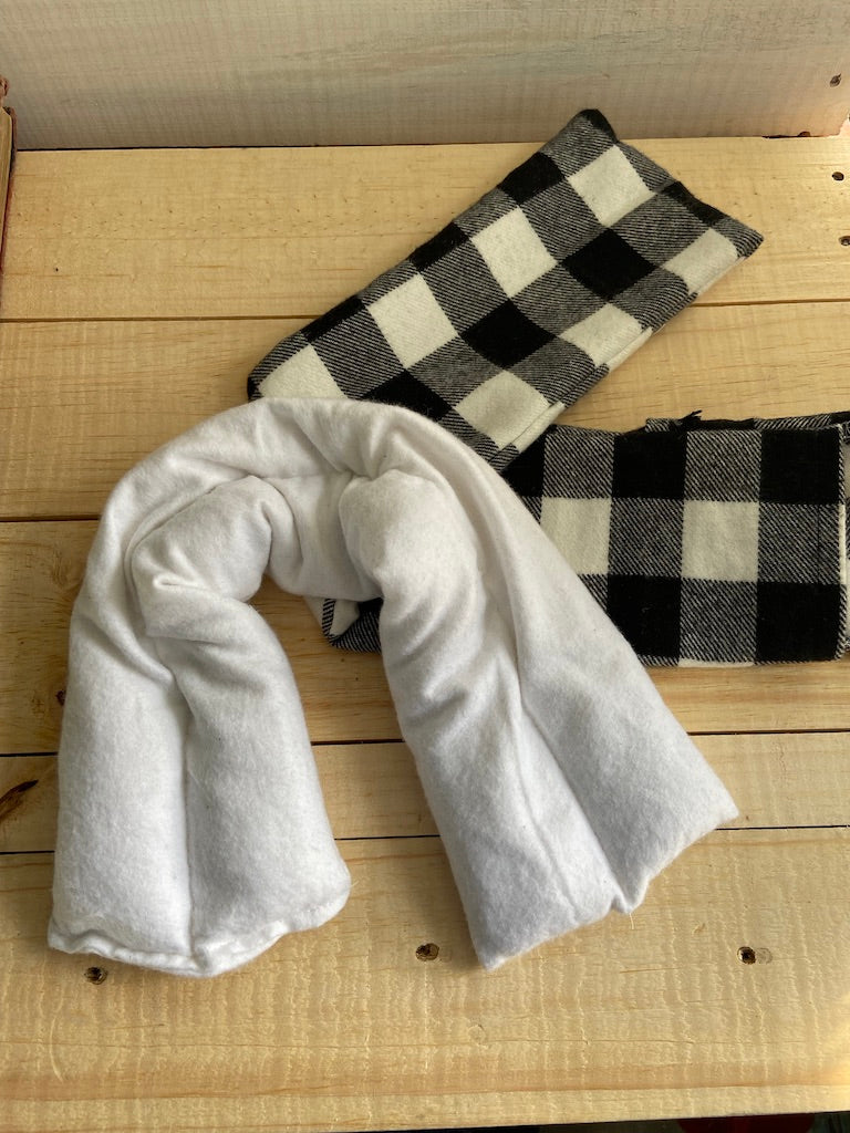 Black & White Buffalo Plaid Rice Pack